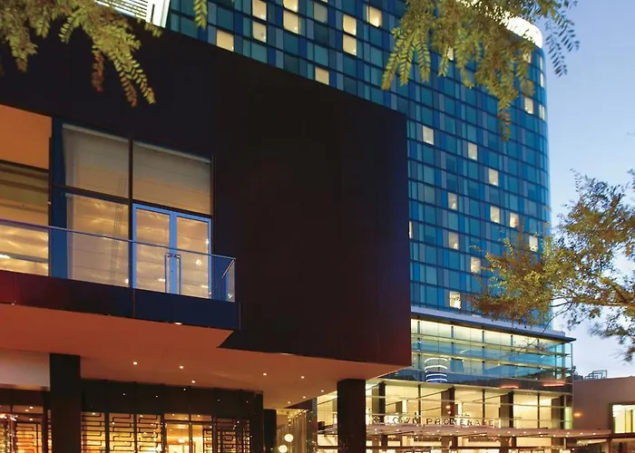 Crown Promenade Melbourne